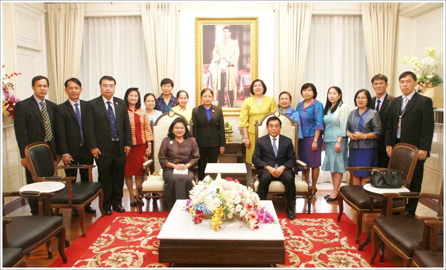 ﻿กรมบังคับคดีเข้าเยี่ยมคารวะและอวยพรปีใหม่ประธานศาลฎีกา